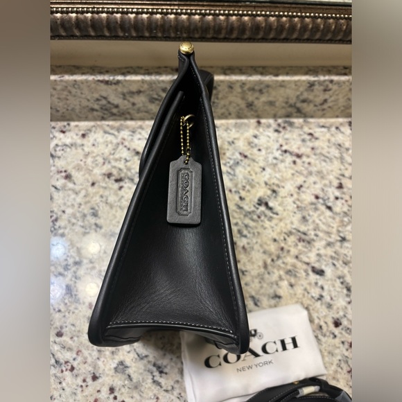 Coach Willis - 5785 (Black) - NWOT - Picture 8 of 17